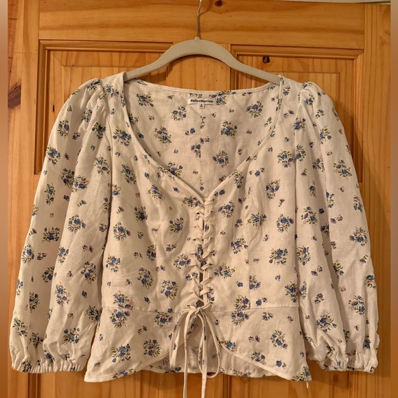 Reformation Floral Barrett Top - Picture 10 of 11